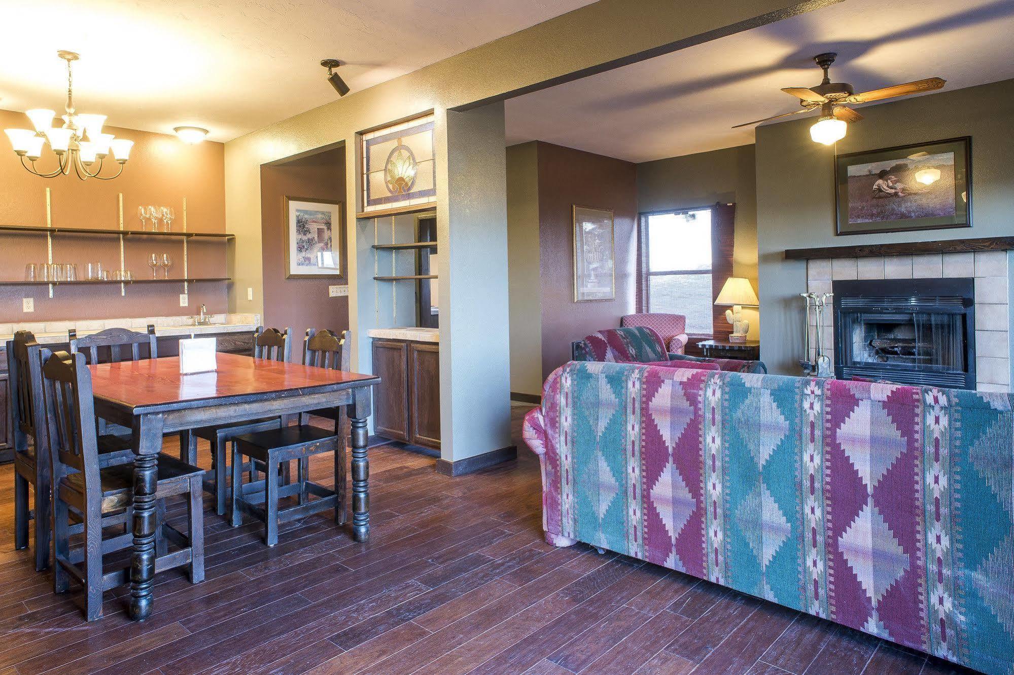 Tiara Del Sol Aparthotel Ruidoso Εξωτερικό φωτογραφία